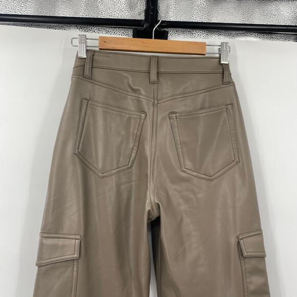 Abercrombie & Fitch The 90s Relaxed Pants High Rise Curve Love Vegan Leather 17 - Picture 8 of 13